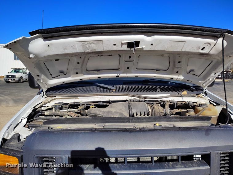 image for item DT0813 2016 Ford E350 utility van