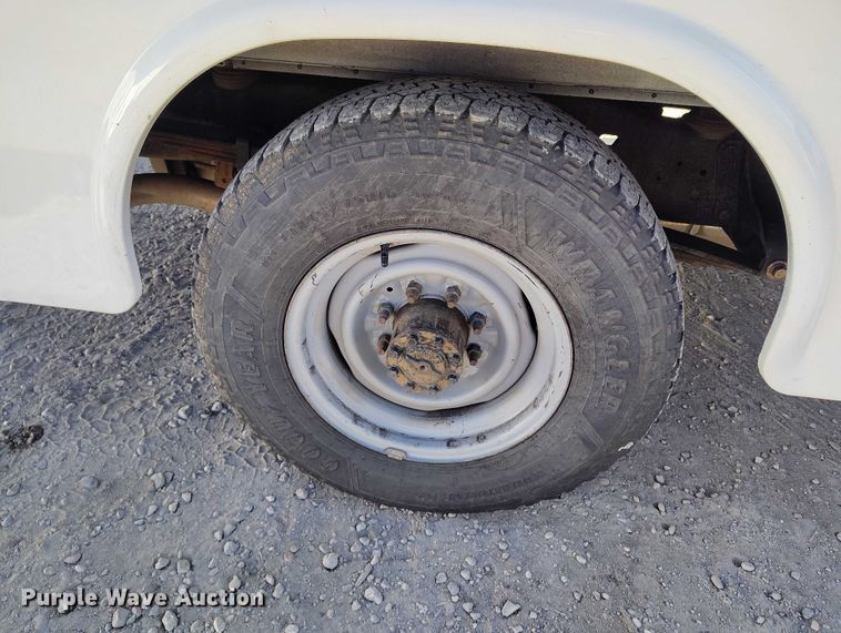 image for item DT0813 2016 Ford E350 utility van