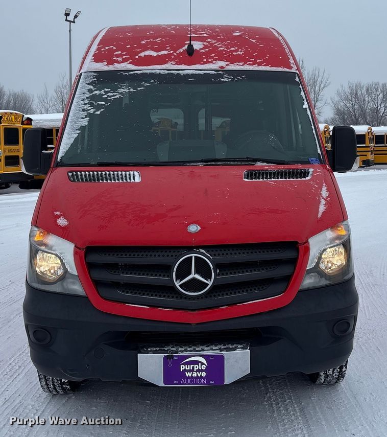 image for item DT6487 2014 Mercedes Benz Sprinter bus