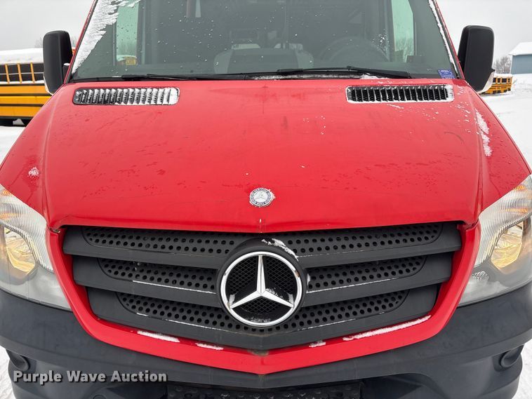 image for item DT6487 2014 Mercedes Benz Sprinter bus