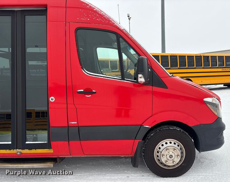 image for item DT6487 2014 Mercedes Benz Sprinter bus