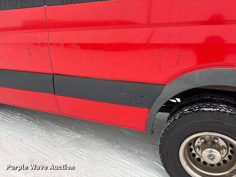 image for item DT6487 2014 Mercedes Benz Sprinter bus