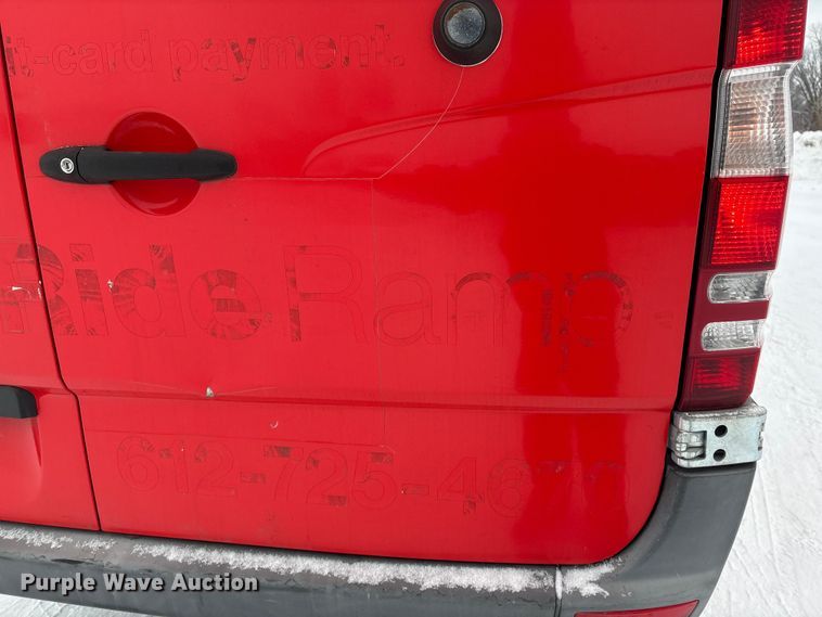 image for item DT6487 2014 Mercedes Benz Sprinter bus