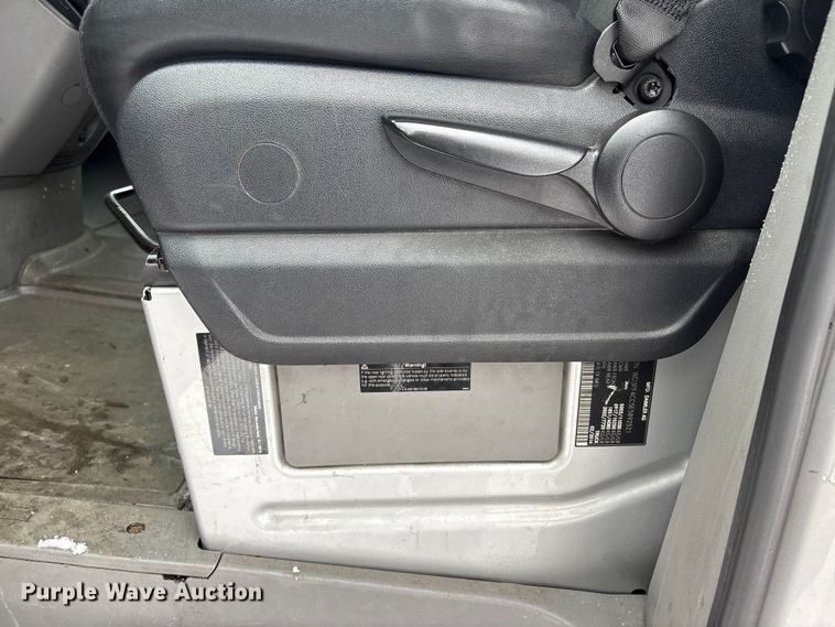 image for item DT6487 2014 Mercedes Benz Sprinter bus