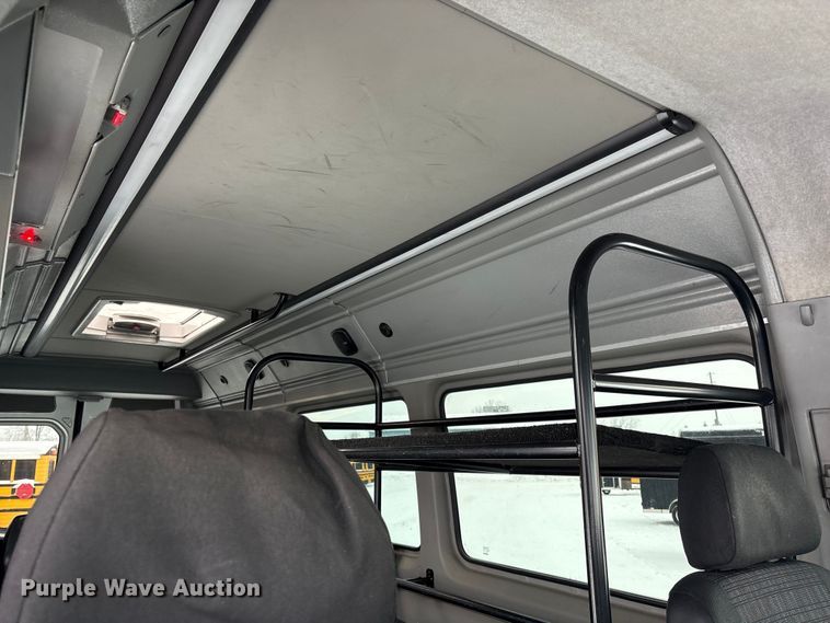 image for item DT6487 2014 Mercedes Benz Sprinter bus