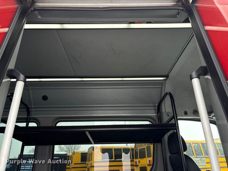 image for item DT6487 2014 Mercedes Benz Sprinter bus