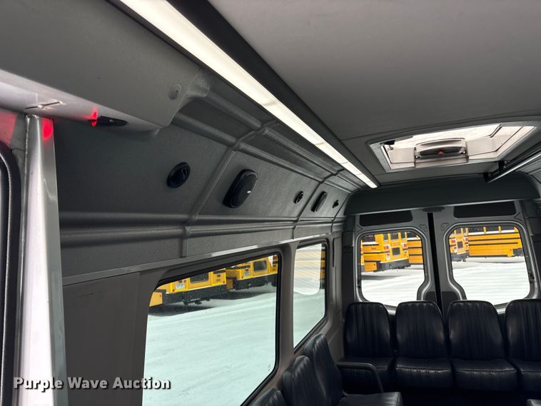 image for item DT6487 2014 Mercedes Benz Sprinter bus