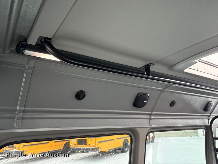 image for item DT6487 2014 Mercedes Benz Sprinter bus