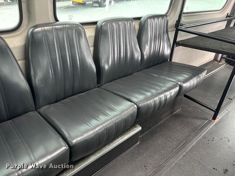 image for item DT6487 2014 Mercedes Benz Sprinter bus