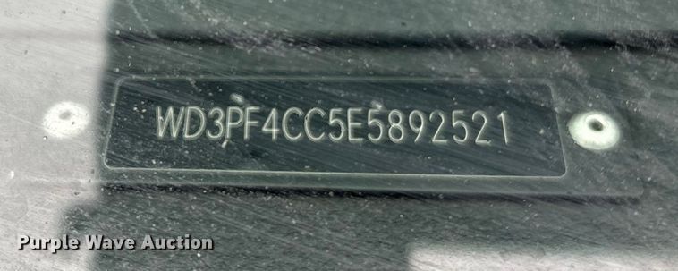 image for item DT6487 2014 Mercedes Benz Sprinter bus