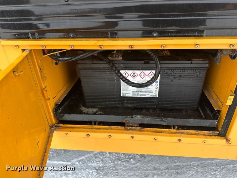 image for item DT6488 2012 IC Bus PB105 school bus