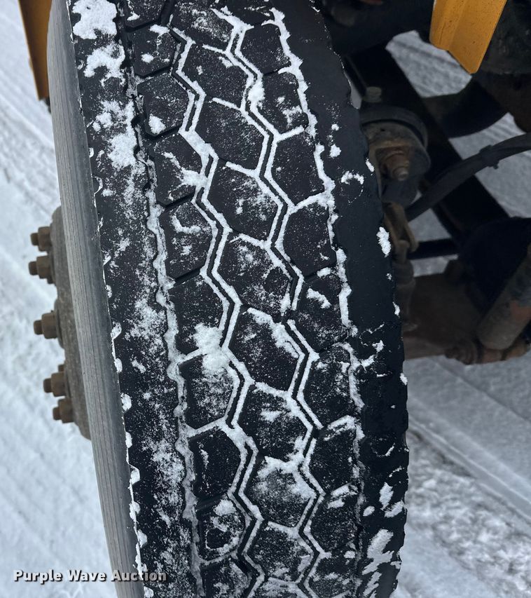 image for item DT6488 2012 IC Bus PB105 school bus