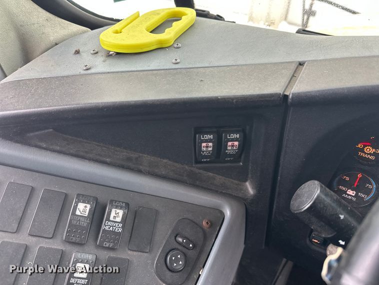 image for item DT6489 2012 IC Bus PB105 school bus