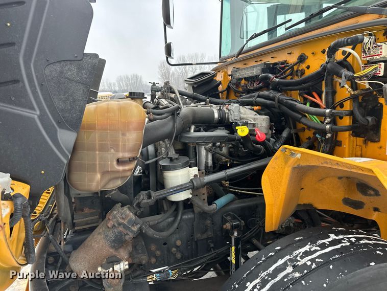 image for item DT6489 2012 IC Bus PB105 school bus