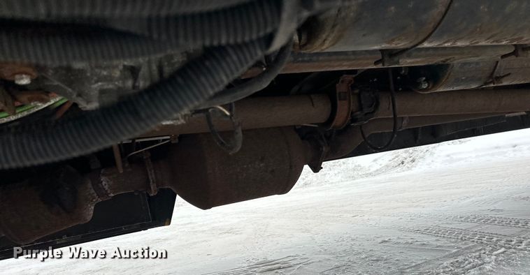 image for item DT6490 2012 IC PB105 school bus