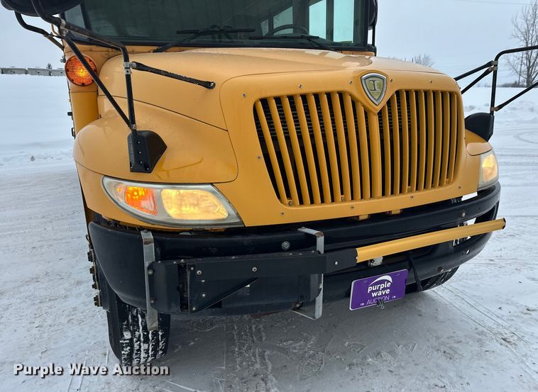 image for item DT6490 2012 IC PB105 school bus