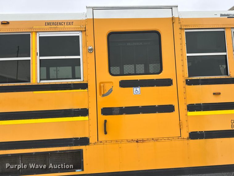 image for item DT6490 2012 IC PB105 school bus