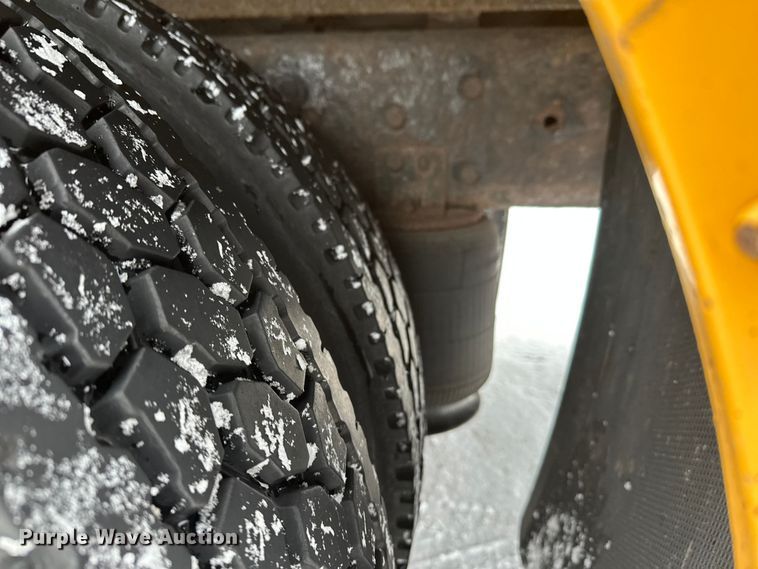 image for item DT6490 2012 IC PB105 school bus