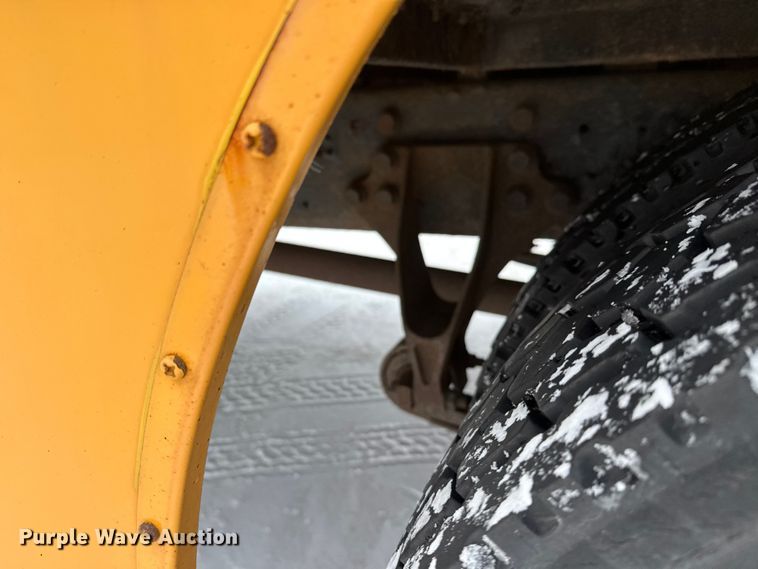 image for item DT6490 2012 IC PB105 school bus