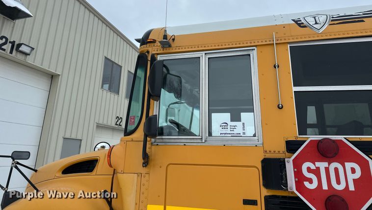 image for item DT6490 2012 IC PB105 school bus