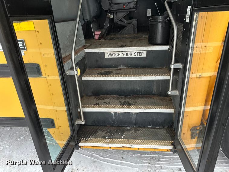 image for item DT6490 2012 IC PB105 school bus