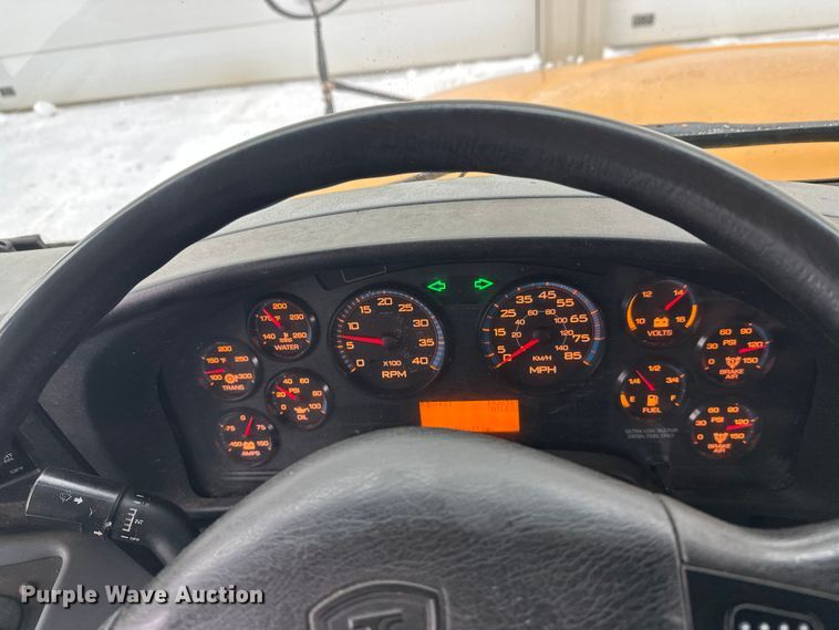 image for item DT6490 2012 IC PB105 school bus