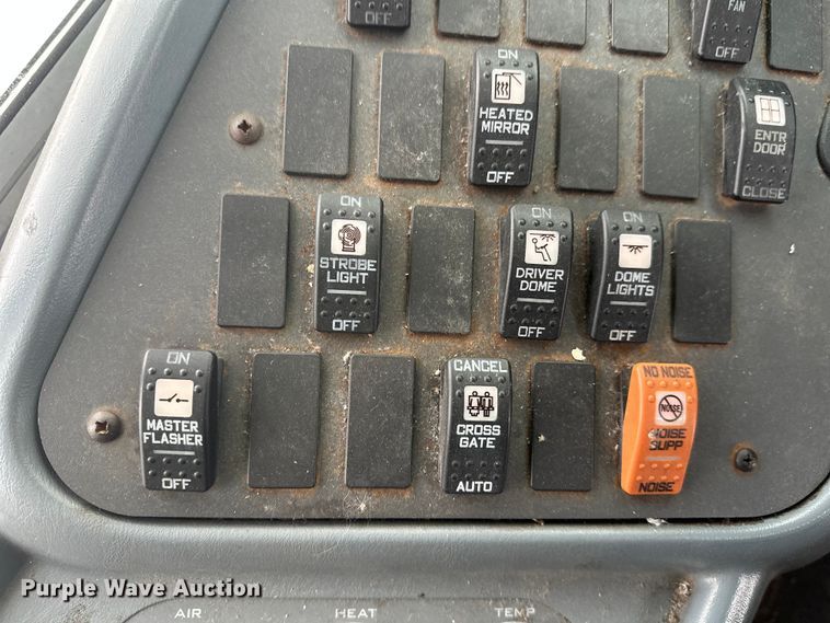 image for item DT6490 2012 IC PB105 school bus