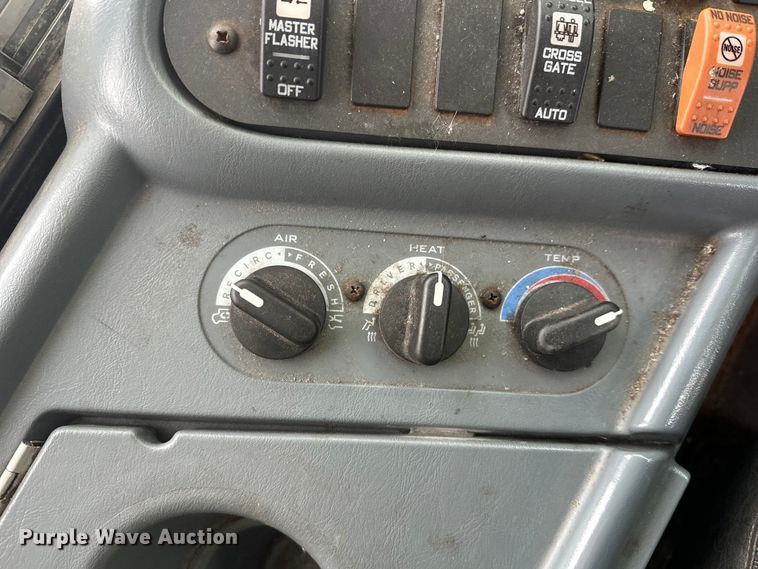 image for item DT6490 2012 IC PB105 school bus