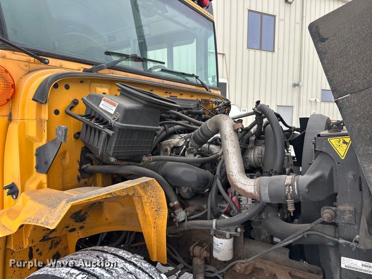 image for item DT6490 2012 IC PB105 school bus