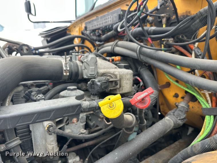 image for item DT6490 2012 IC PB105 school bus