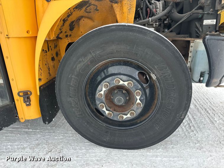 image for item DT6490 2012 IC PB105 school bus