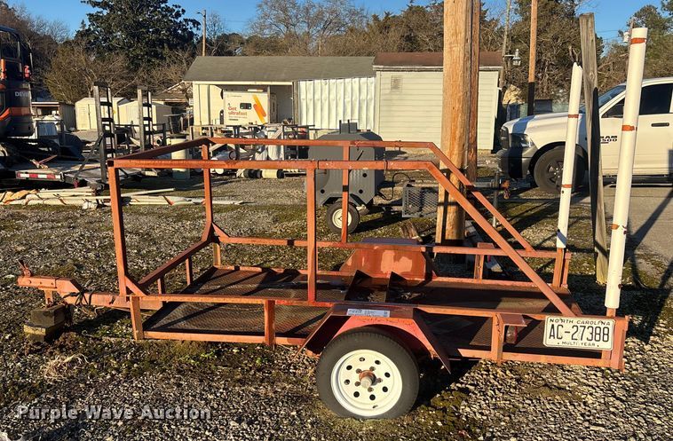 image for item DU0271 1996 Utility trailer