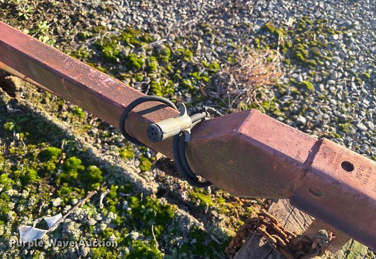 image for item DU0271 1996 Utility trailer