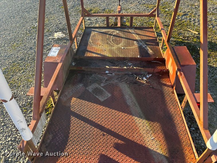 image for item DU0271 1996 Utility trailer