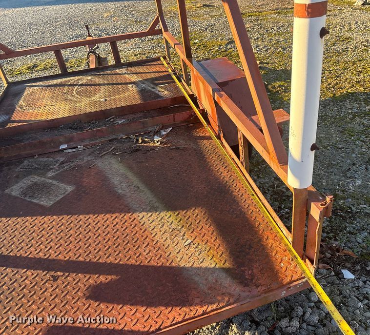 image for item DU0271 1996 Utility trailer