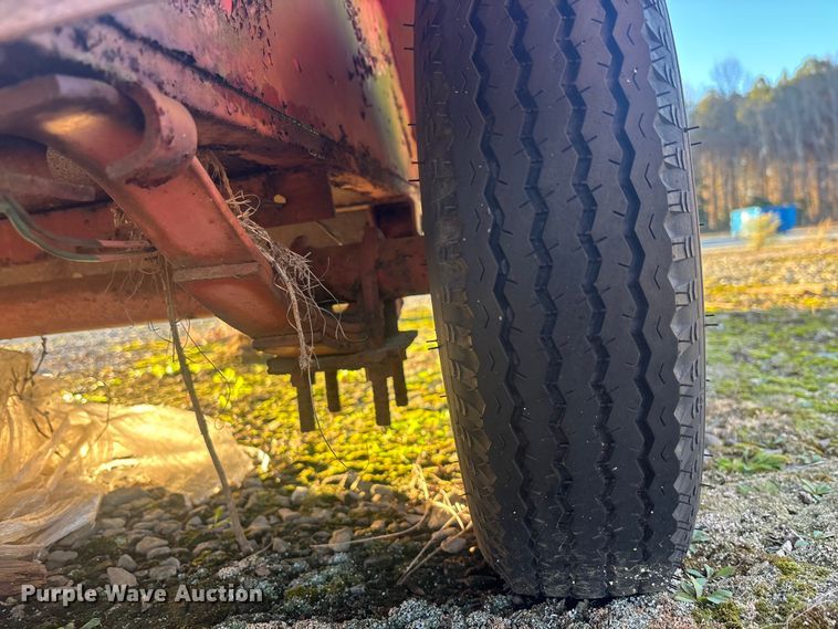 image for item DU0271 1996 Utility trailer