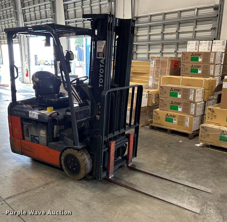 image for item DU0336 2015 Toyota 8FBE18U forklift