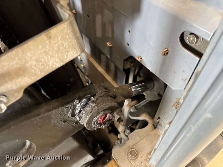 image for item DU0336 2015 Toyota 8FBE18U forklift