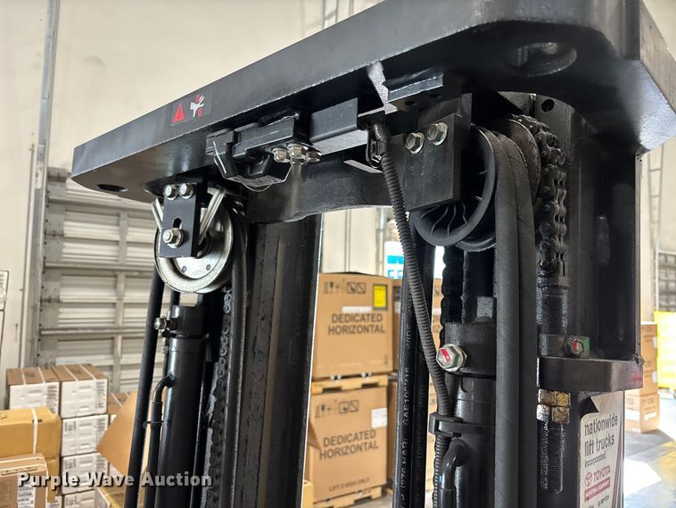 image for item DU0336 2015 Toyota 8FBE18U forklift