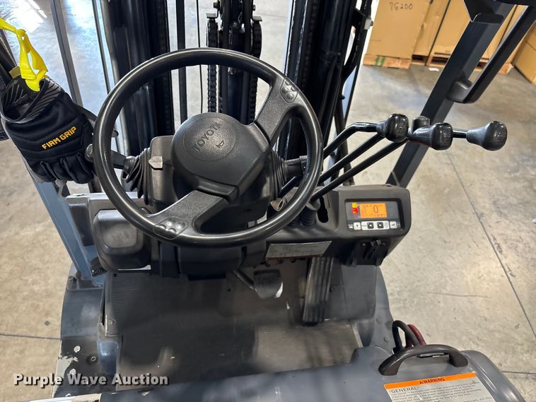 image for item DU0336 2015 Toyota 8FBE18U forklift
