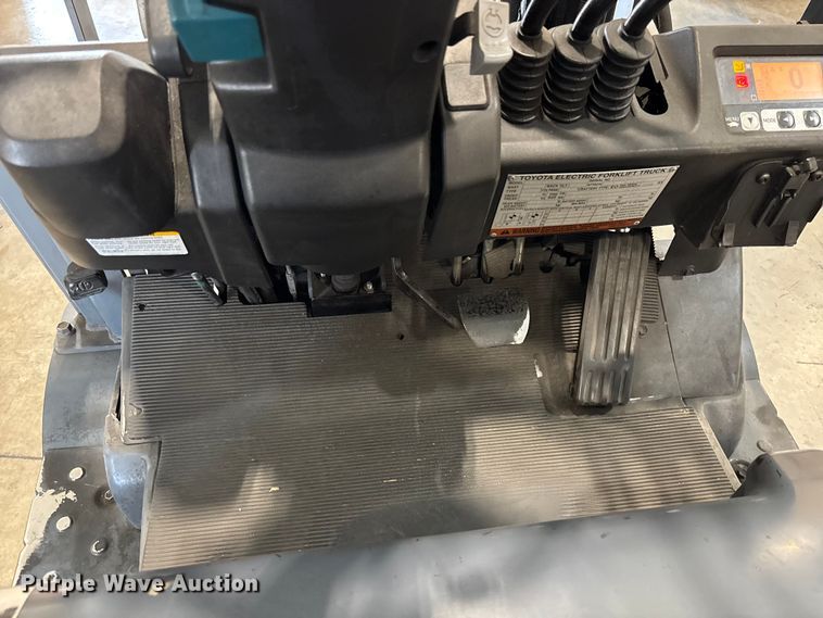 image for item DU0336 2015 Toyota 8FBE18U forklift