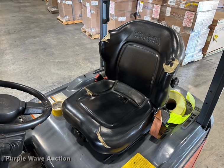 image for item DU0336 2015 Toyota 8FBE18U forklift