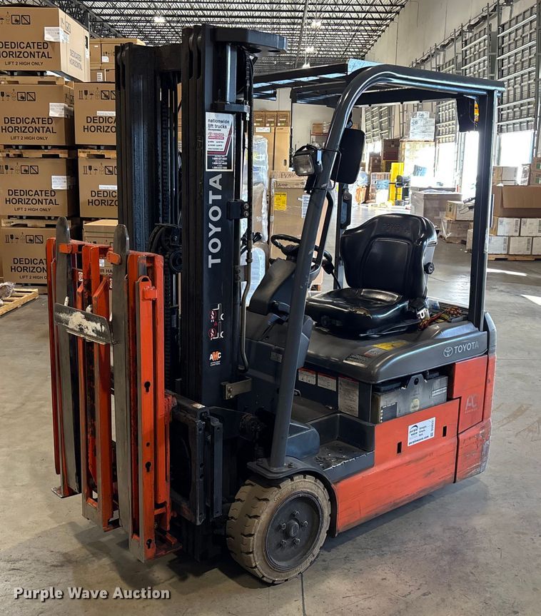 image for item DU0337 2015 Toyota 8FBE18U forklift