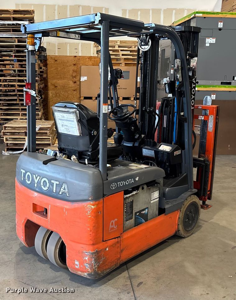 image for item DU0337 2015 Toyota 8FBE18U forklift