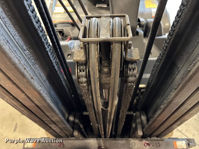 image for item DU0337 2015 Toyota 8FBE18U forklift