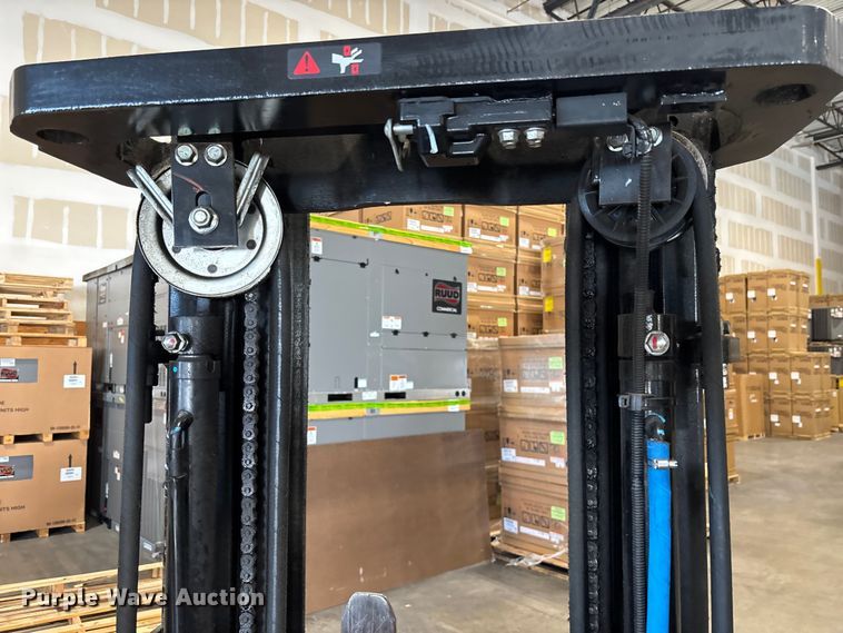 image for item DU0337 2015 Toyota 8FBE18U forklift