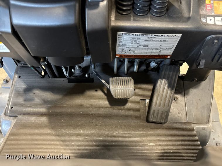 image for item DU0337 2015 Toyota 8FBE18U forklift