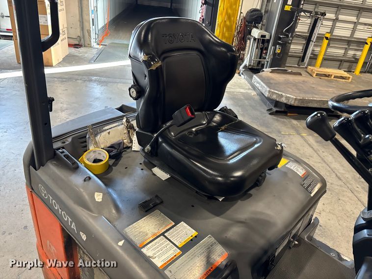 image for item DU0337 2015 Toyota 8FBE18U forklift