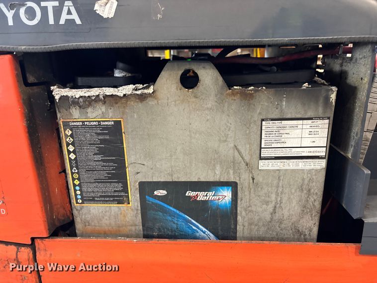 image for item DU0337 2015 Toyota 8FBE18U forklift