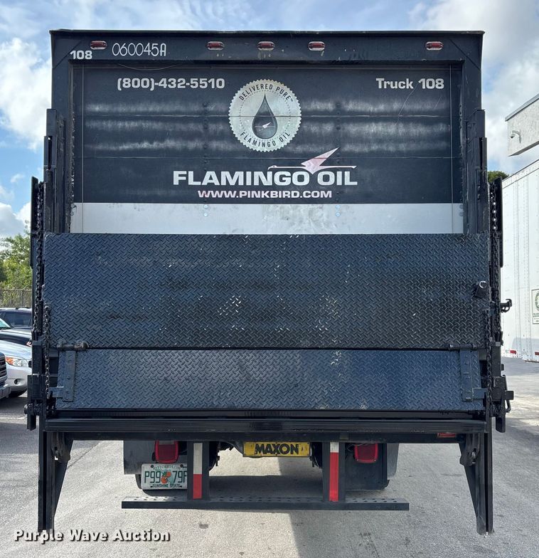 image for item DU0338 2006 International 4300 box truck